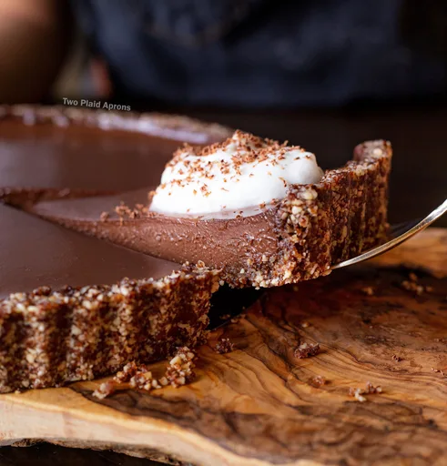 Tarta de Chocolate Vegana Sin Horno