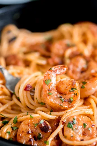 Pasta con camarones Bang Bang