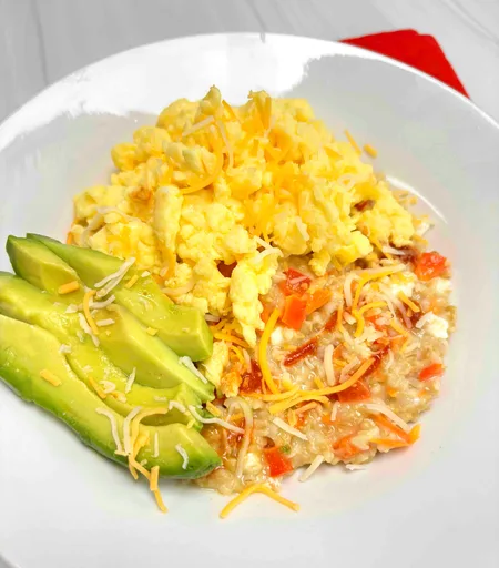 Avena salada con queso