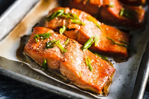 Salmón Marinado al Miso