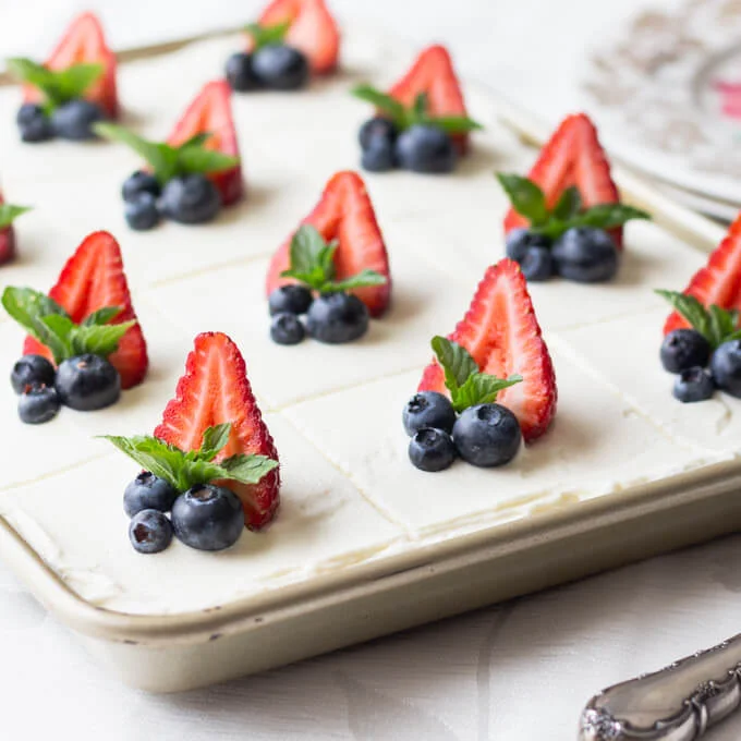 Keto Sour Cream Cake