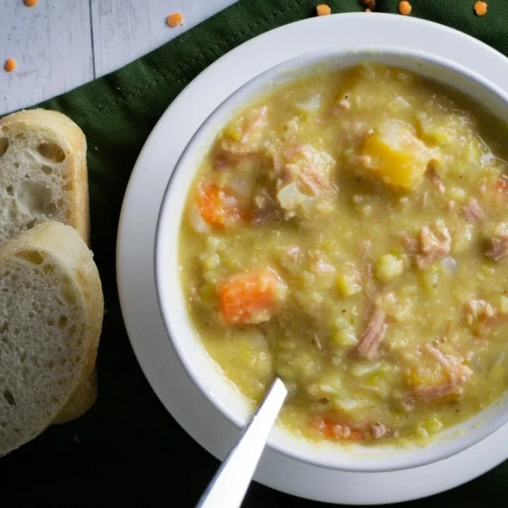 Easy Scottish Lentil Soup Recipe (With Vegetarian Option)