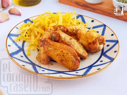 Alitas de pollo fritas