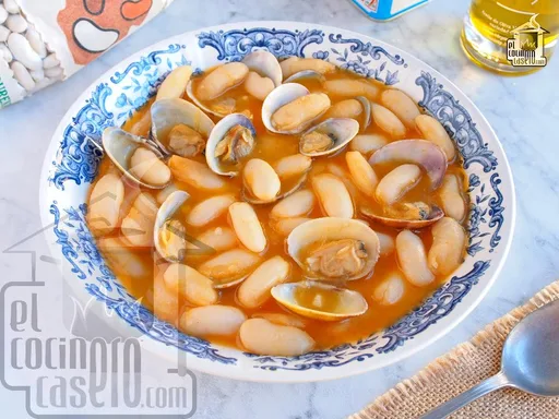 Alubias blancas con almejas