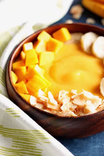 Batido de mango y melocotón
