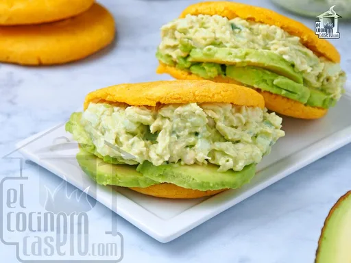 Arepas con Reina Pepiada