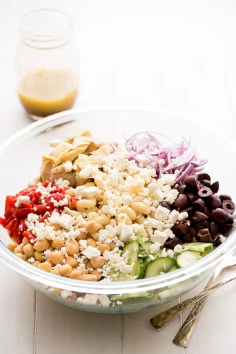 Ensalada de pasta mediterránea