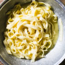 Salsa Alfredo real (sin nata)
