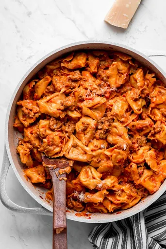 One Pot Tortellini & Sausage