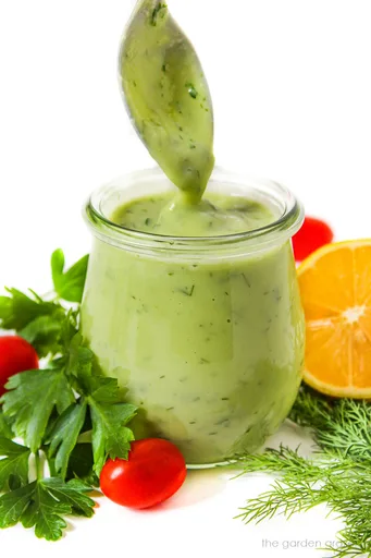 Avocado Ranch Dressing (Vegan!)