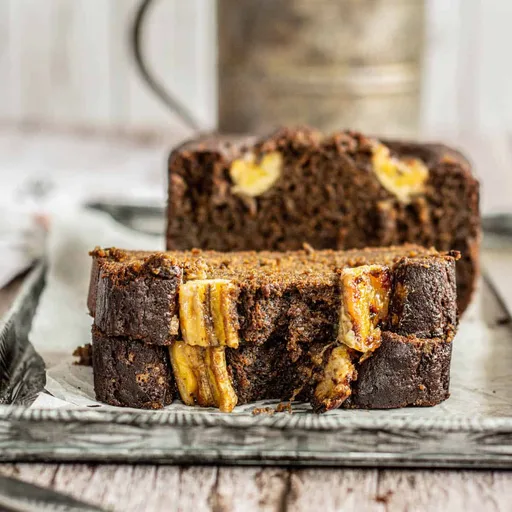 Banana Gingerbread with Molasses
