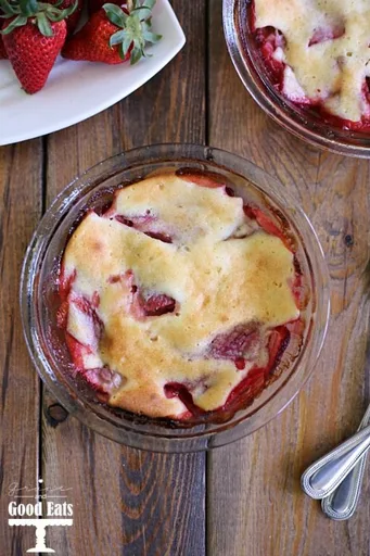 Crema pastelera al horno con fresas