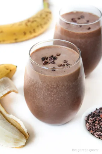 Chunky Monkey Protein Smoothie (Vegan!)