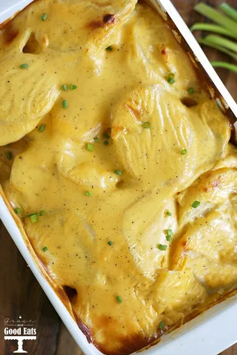 Patatas gratinadas con queso