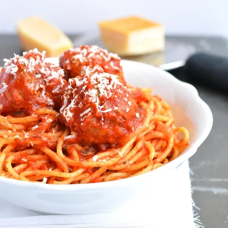 Spaghetti & Meatballs