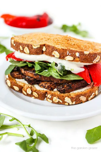 Portabella Mushroom Sandwich (Vegan!)