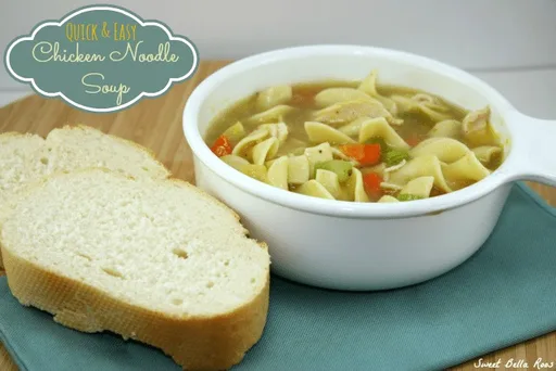 Sopa de pollo con fideos rápida y fácil