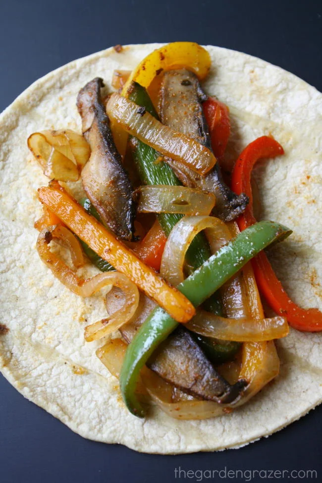 Portobello Mushroom Fajitas (Easy!)