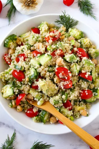 Quinoa Chickpea Salad with Dill (Easy!)