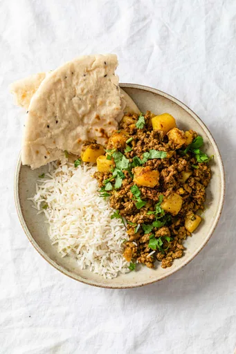 Aloo Keema (Ground Beef and Potato Curry)