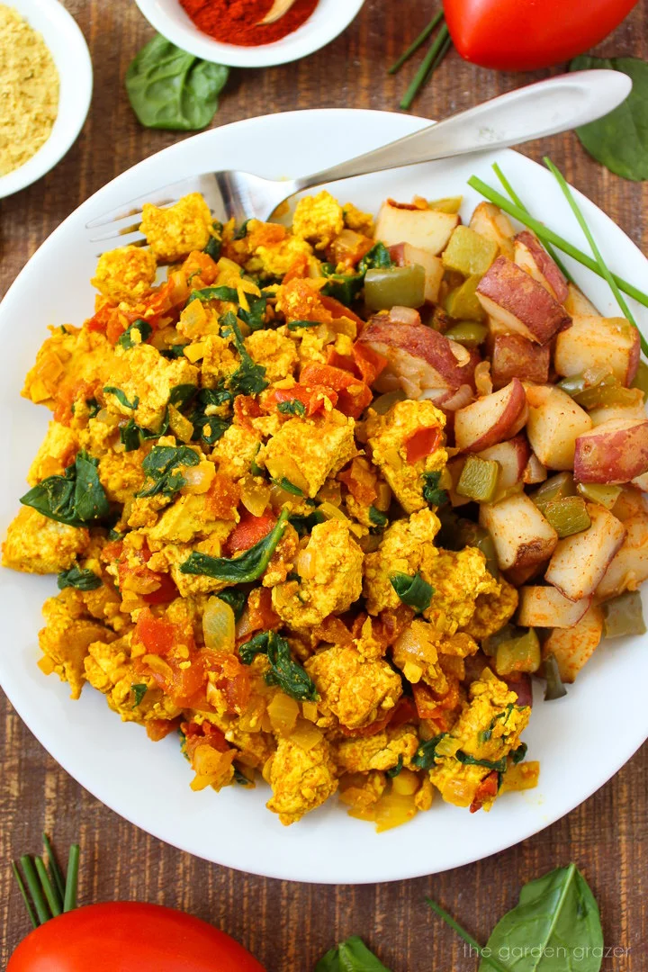 Tofu Scramble with Spinach and Tomato