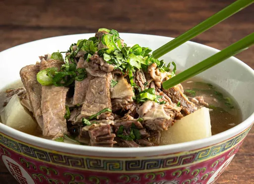 Instant Pot Chinese Beef Brisket Soup (清湯牛腩)