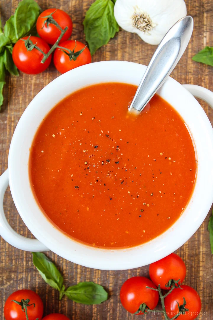 Soupe de tomates végane (facile)
