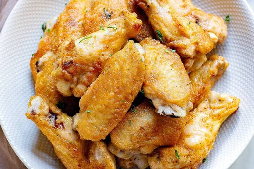 Hähnchenflügel mit Trockenmarinade