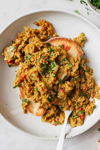15-Minute Egg Bhurji (Anda Bhurji)