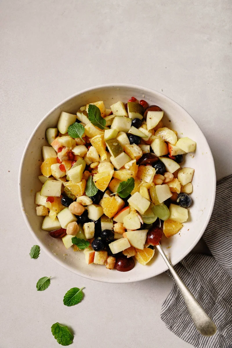 Pakistani Fruit Chaat (with essential tips!)