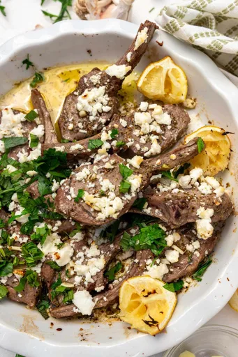 Chuletas de cordero griegas (receta fácil al horno)