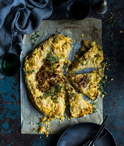 Cider Cooked Apple, Onion and Cheddar Galette