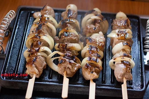 Brochetas de carne