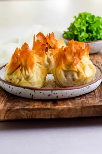 Butter Chicken Phyllo Parcels
