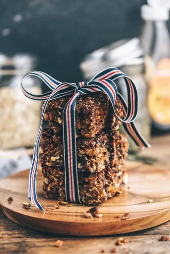 Date and Oat Bars