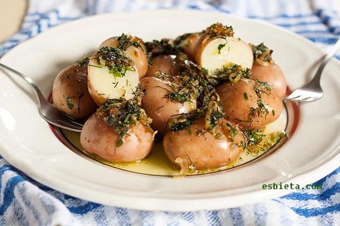 Cómo cocer patatas con piel (sin que se nos rompan)