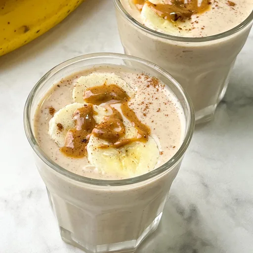 Batido de plátano y mantequilla de cacahuete