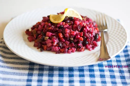Ensalada de remolacha con legumbres