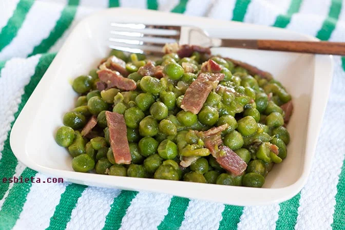 Guisantes con jamón