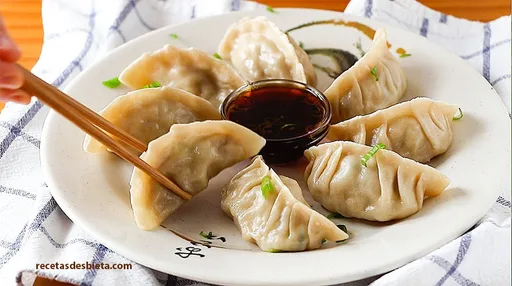 Masa de empanadillas japonesas gyozas + relleno