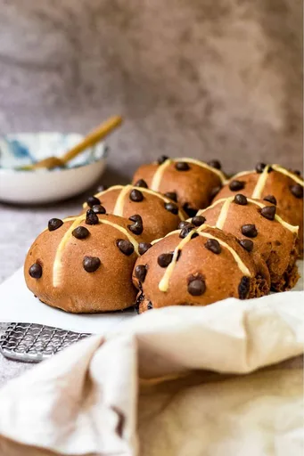 Chocolate Chai Spiced Hot Cross Buns