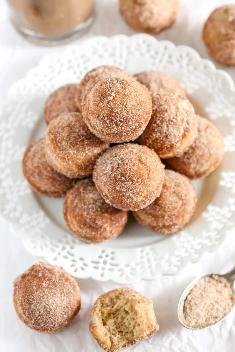 Baked Cinnamon Sugar Donut Holes