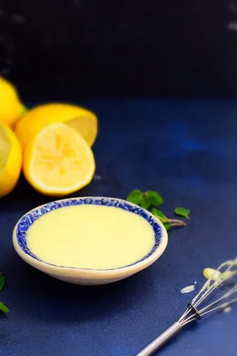 Salsa cremosa de limón y mantequilla