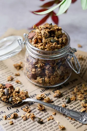 Crunchy Homemade Granola