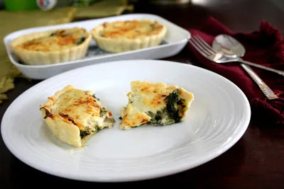 Quiche sin huevo de espinacas, queso y paneer