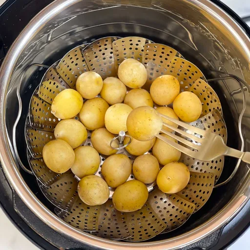 Receta de patatas nuevas al vapor en Instant Pot
