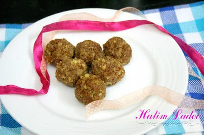 Slow-cooked meat and wheat stew (Halim)