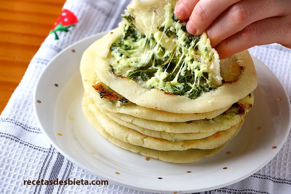Pupusas - Tortillas de maíz con queso