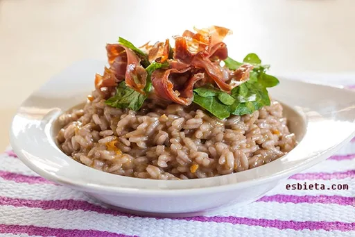 Risotto de jamón, queso manchego y Rioja