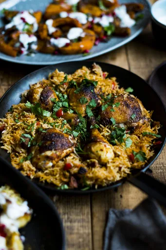 Arroz con pollo y chorizo en una sola olla